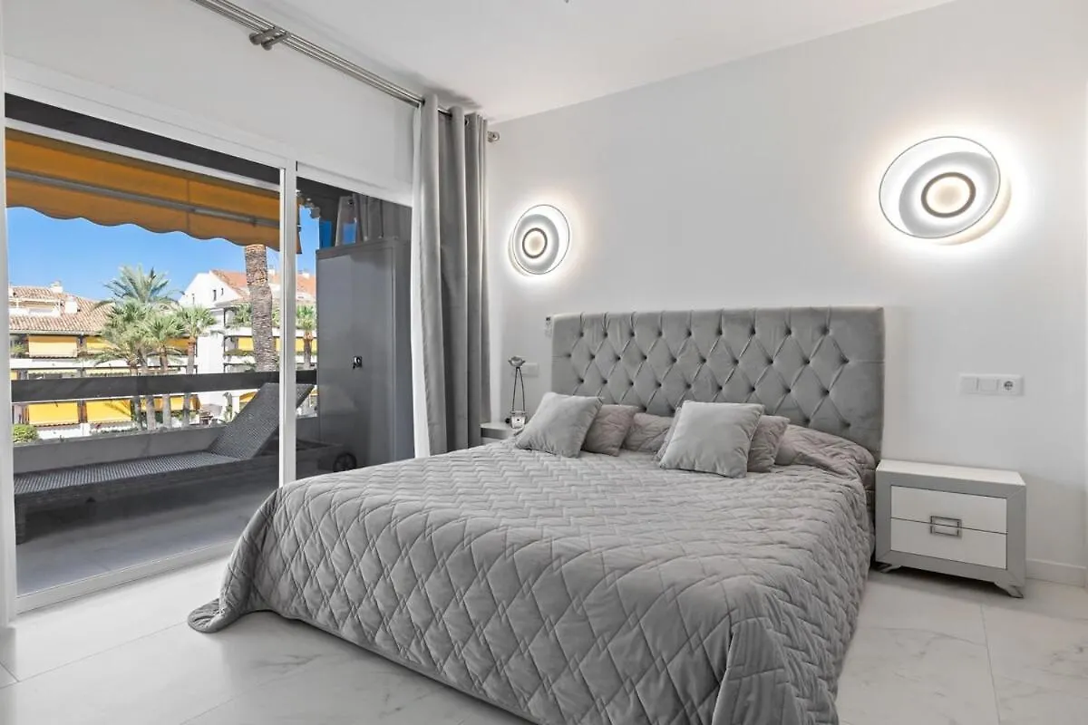 Fabulous One Bedroom Flat With Pool At The Golden Mile Marbella Spain